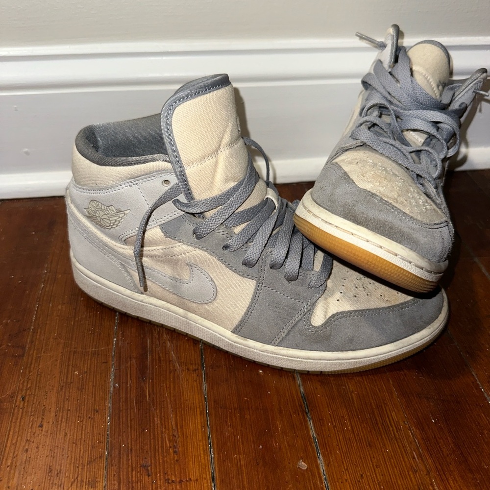 Jordan 1 Mid “Coconut Milk”